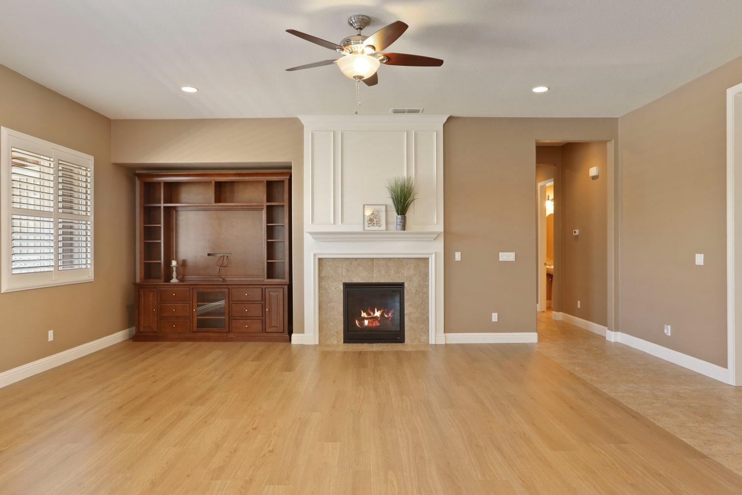 Detail Gallery Image 10 of 60 For 1471 Cobblecreek St, Manteca,  CA 95336 - 2 Beds | 2/1 Baths