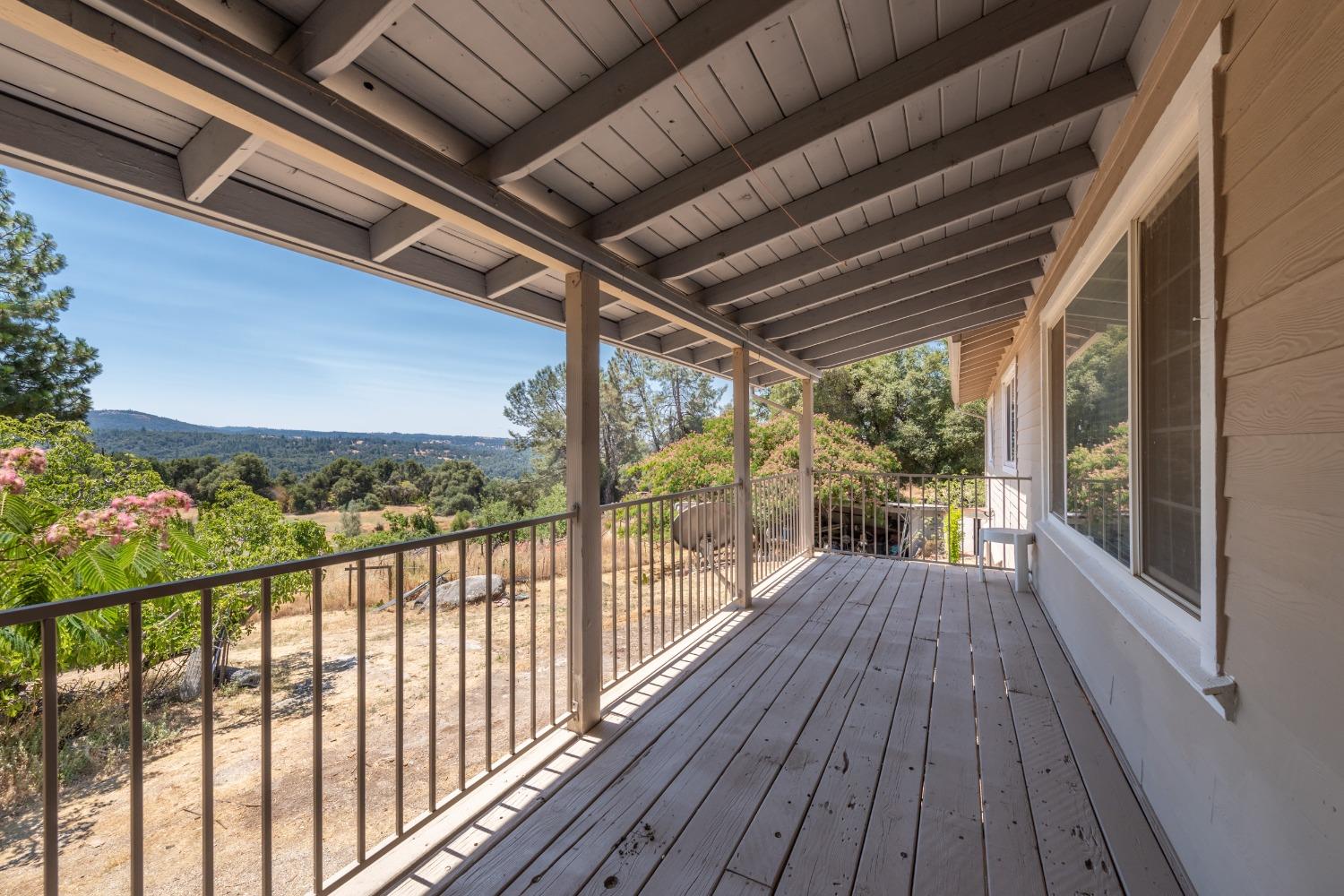 Detail Gallery Image 6 of 53 For 3092 Sand Ridge Rd, Placerville,  CA 95667 - 4 Beds | 2 Baths