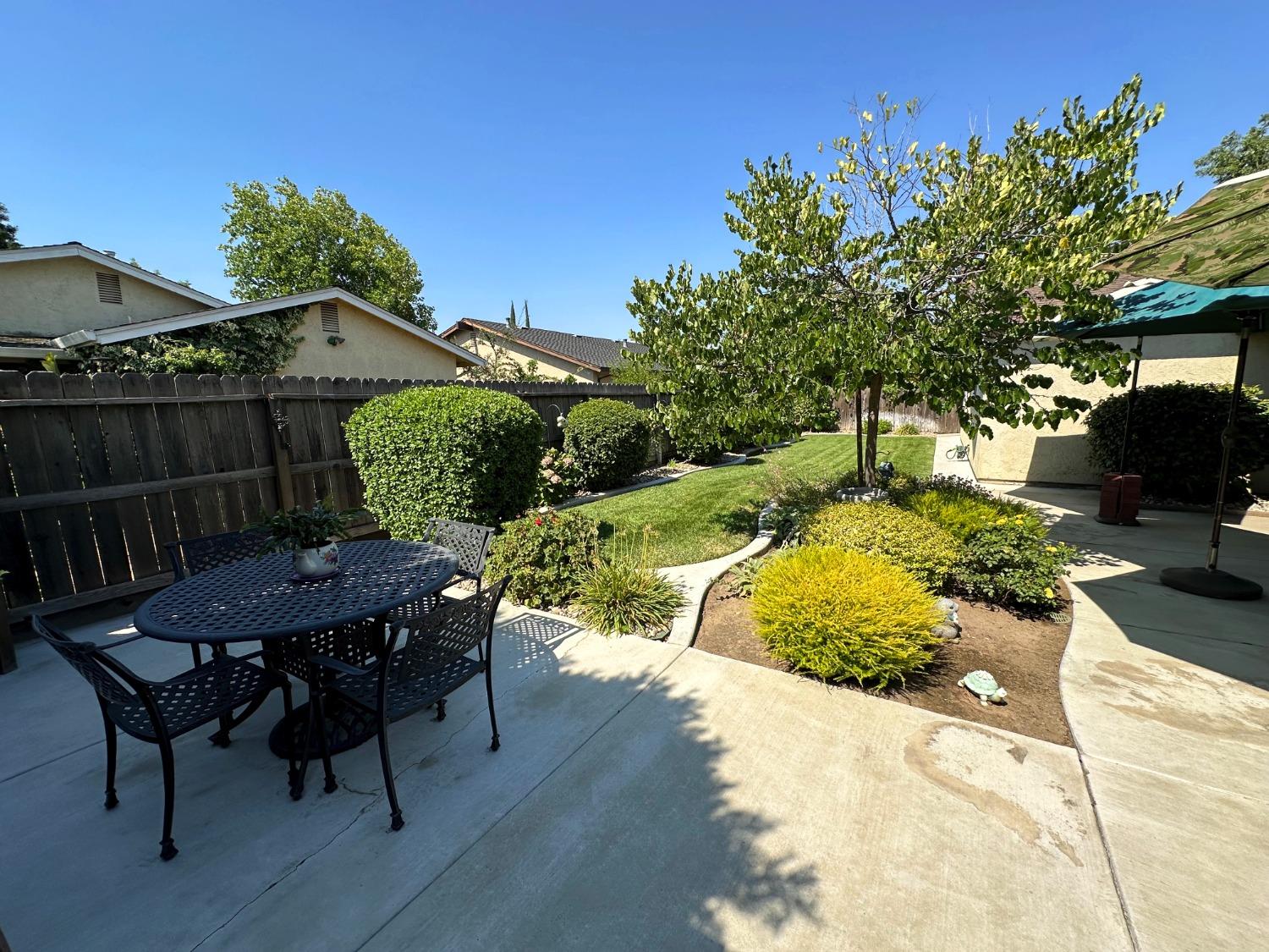 Detail Gallery Image 66 of 74 For 979 Placer Ave, Manteca,  CA 95336 - 3 Beds | 2 Baths