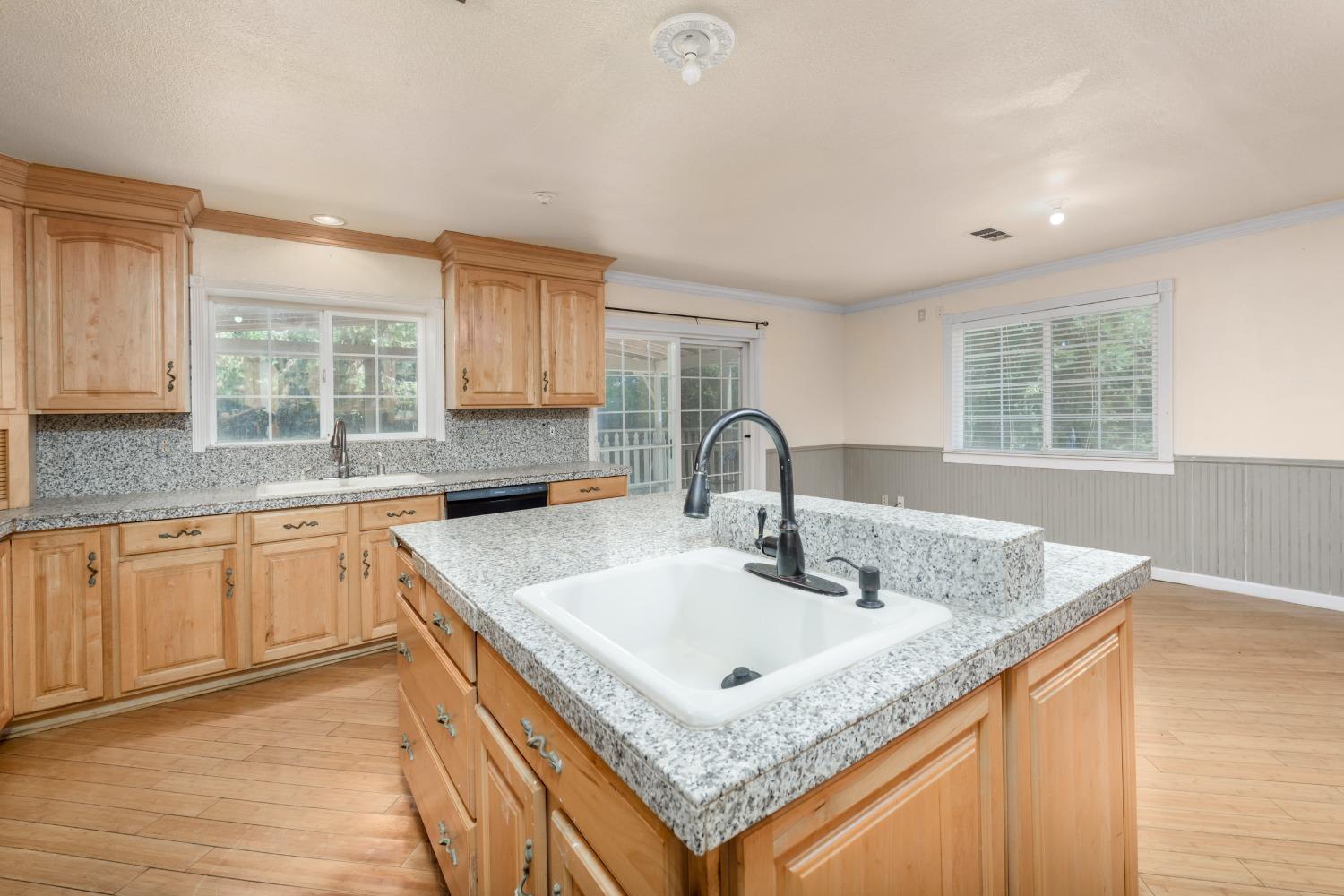 Detail Gallery Image 16 of 53 For 3092 Sand Ridge Rd, Placerville,  CA 95667 - 4 Beds | 2 Baths