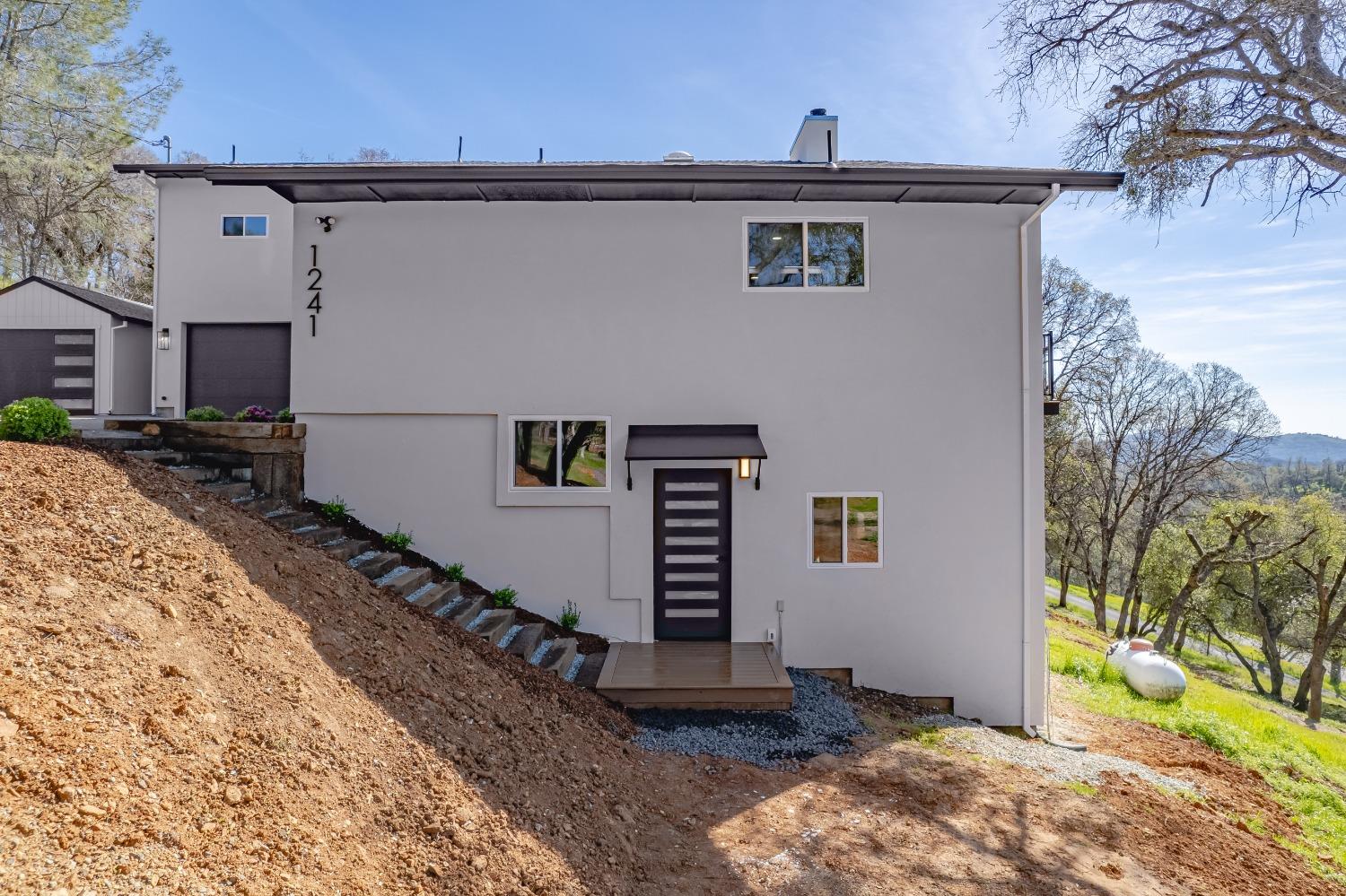 Arrowbee Drive, Placerville, California image 9
