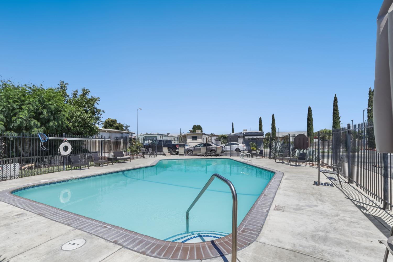 Detail Gallery Image 30 of 31 For 6435 Orange Ave 13c, Sacramento,  CA 95823 - 3 Beds | 1/1 Baths