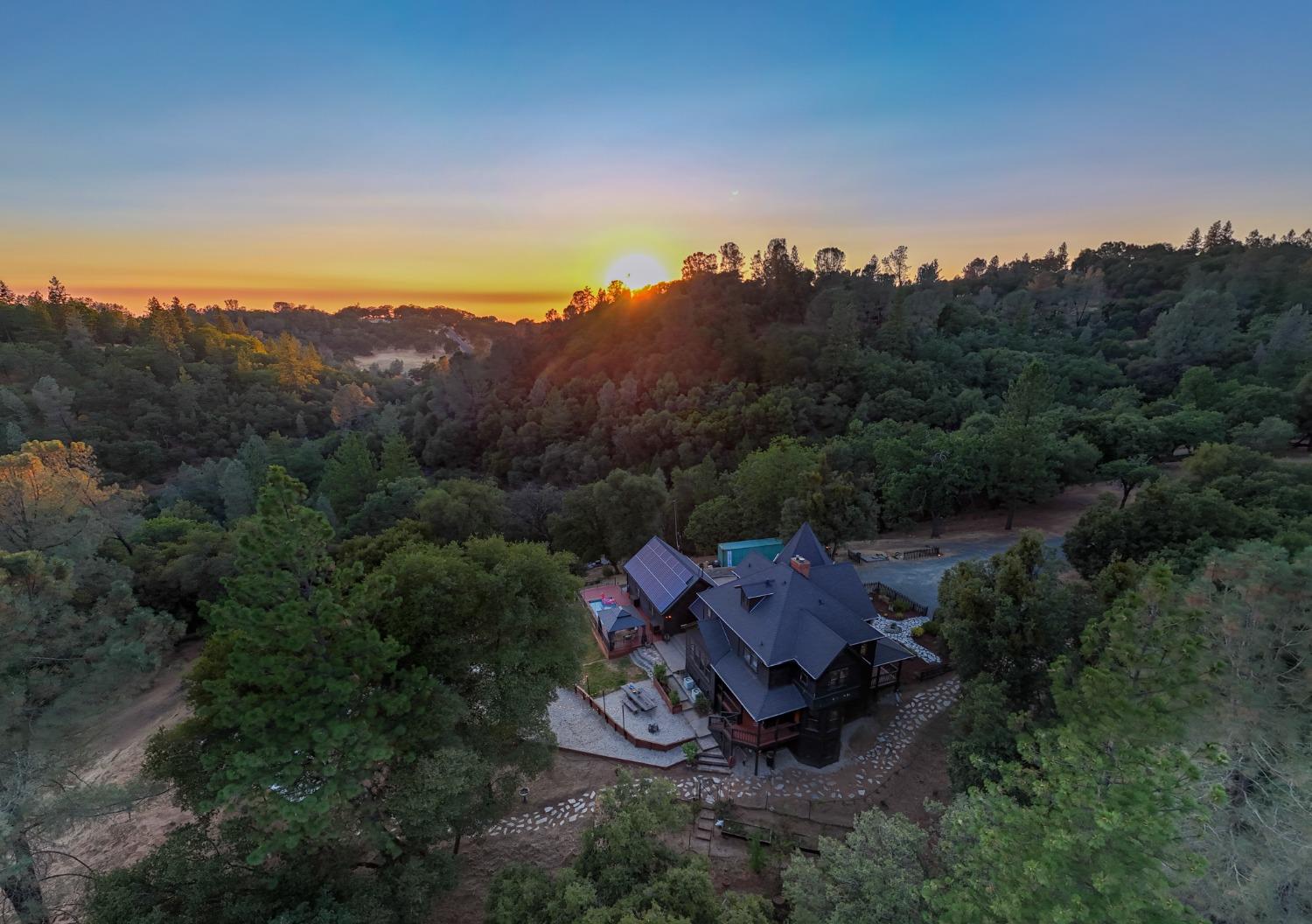 Detail Gallery Image 73 of 93 For 23189 Wild Iris Ln, Grass Valley,  CA 95949 - 4 Beds | 3/1 Baths