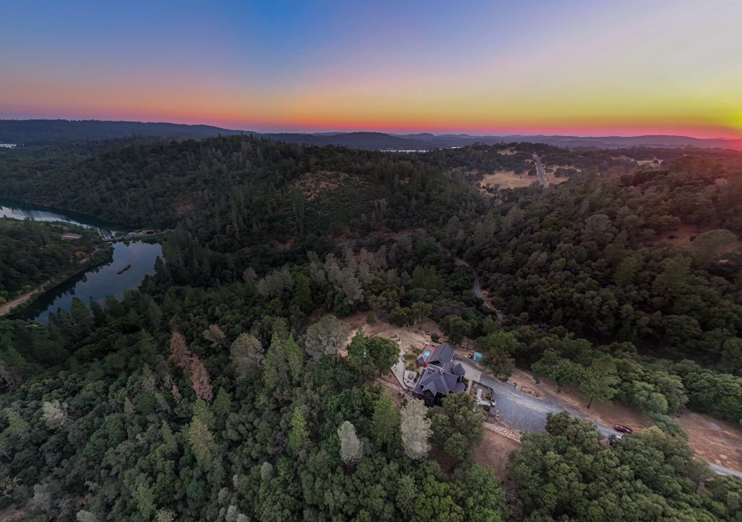 Detail Gallery Image 82 of 93 For 23189 Wild Iris Ln, Grass Valley,  CA 95949 - 4 Beds | 3/1 Baths