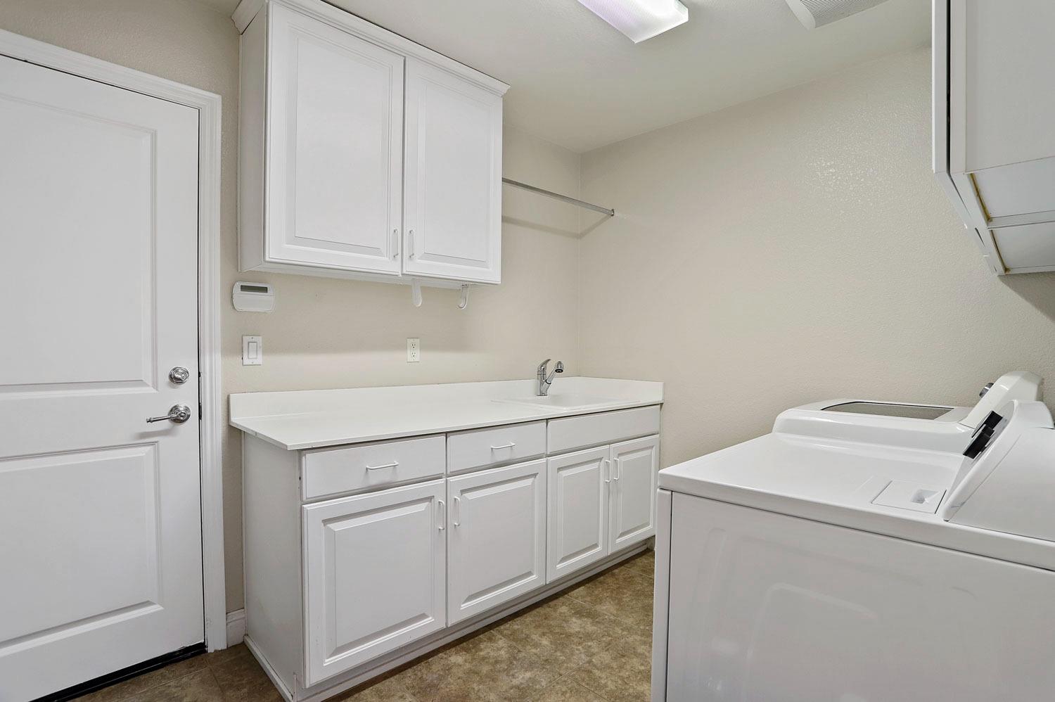 Detail Gallery Image 24 of 44 For 10134 W Bay Harbor Drive Rd, Stockton,  CA 95219 - 4 Beds | 2/1 Baths