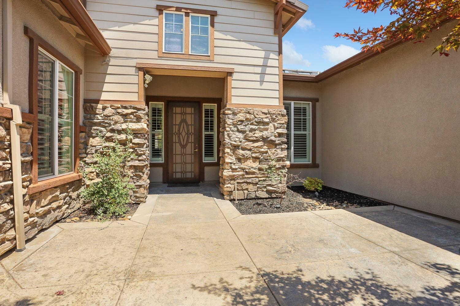 Detail Gallery Image 6 of 60 For 1471 Cobblecreek St, Manteca,  CA 95336 - 2 Beds | 2/1 Baths