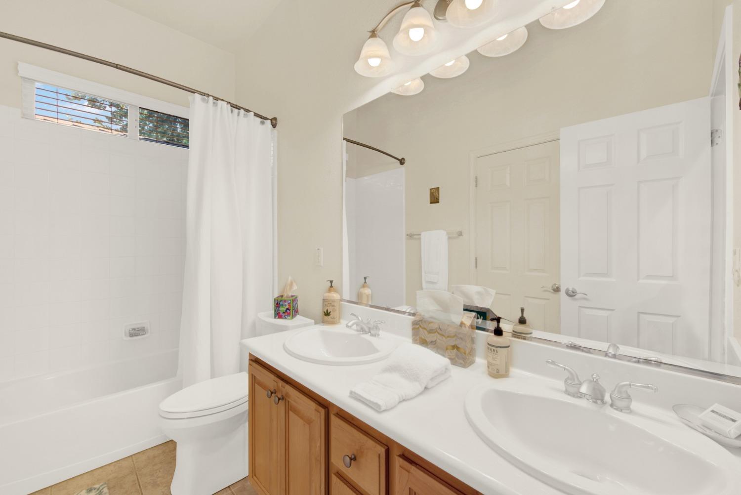 Detail Gallery Image 29 of 45 For 34800 Mallard St, Woodland,  CA 95695 - 3 Beds | 2/1 Baths