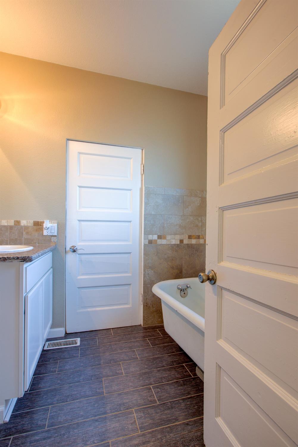 Detail Gallery Image 36 of 40 For 431 S Laurel St, Turlock,  CA 95380 - 3 Beds | 2 Baths