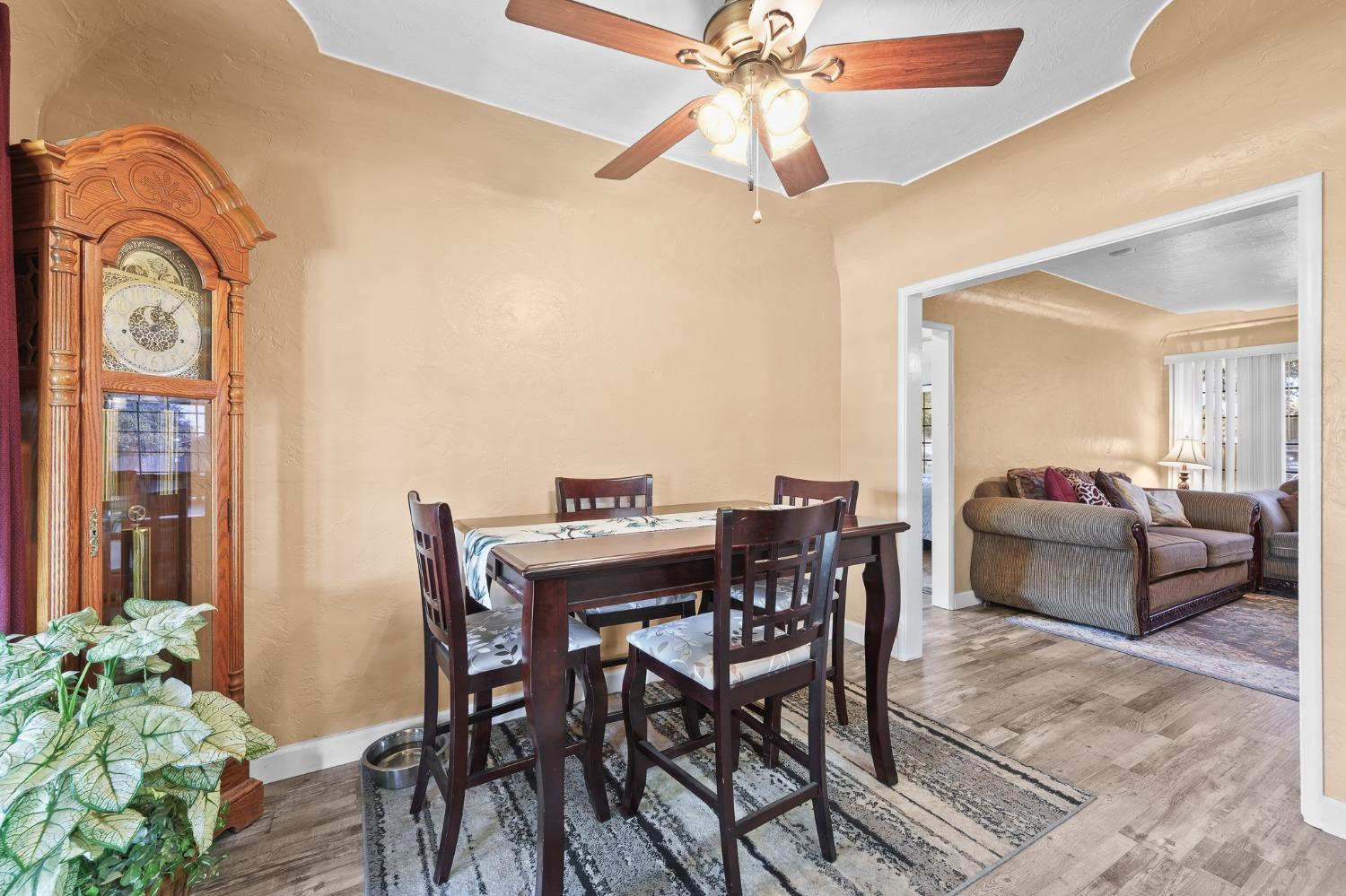 Detail Gallery Image 11 of 32 For 1670 Almond Ave, Merced,  CA 95341 - 3 Beds | 2 Baths