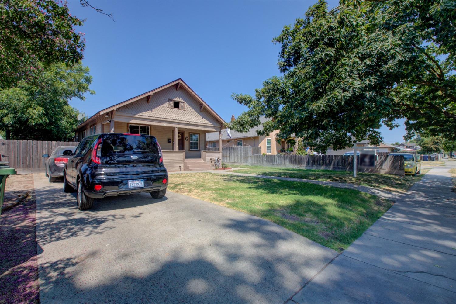 Detail Gallery Image 2 of 40 For 431 S Laurel St, Turlock,  CA 95380 - 3 Beds | 2 Baths