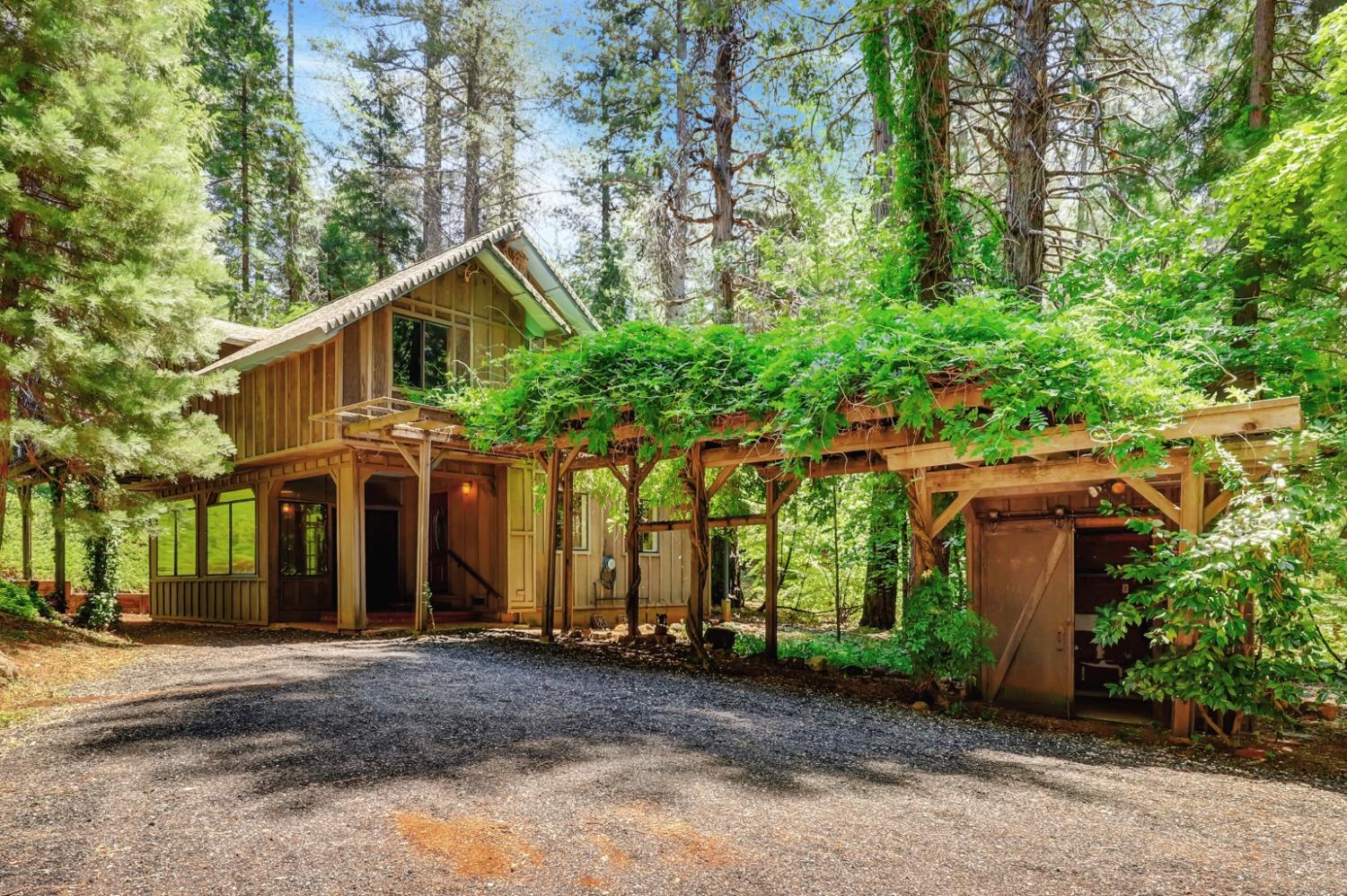 Detail Gallery Image 1 of 1 For 14900 Red Dog Rd, Nevada City,  CA 95959 - 2 Beds | 1/1 Baths