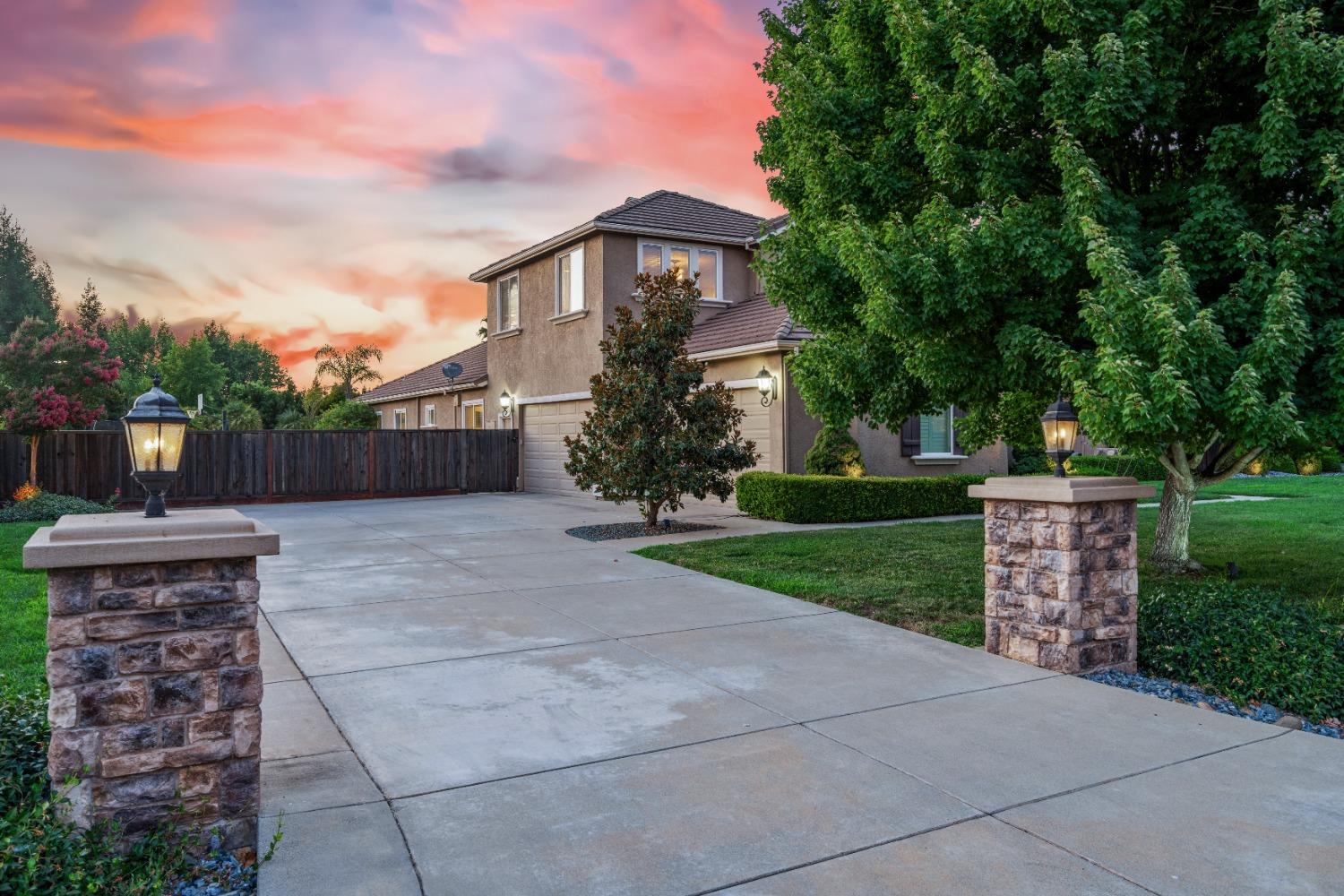 Detail Gallery Image 86 of 93 For 10157 Clover Ranch Dr, Sacramento,  CA 95829 - 4 Beds | 4 Baths