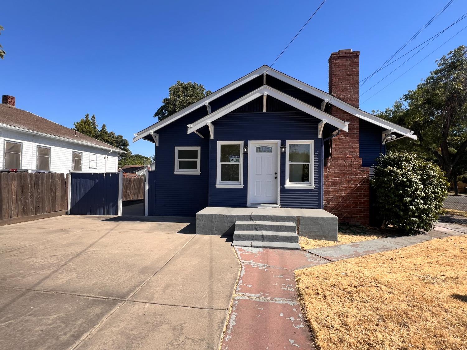 Detail Gallery Image 35 of 36 For 404 E Jefferson St, Stockton,  CA 95206 - 3 Beds | 1/1 Baths