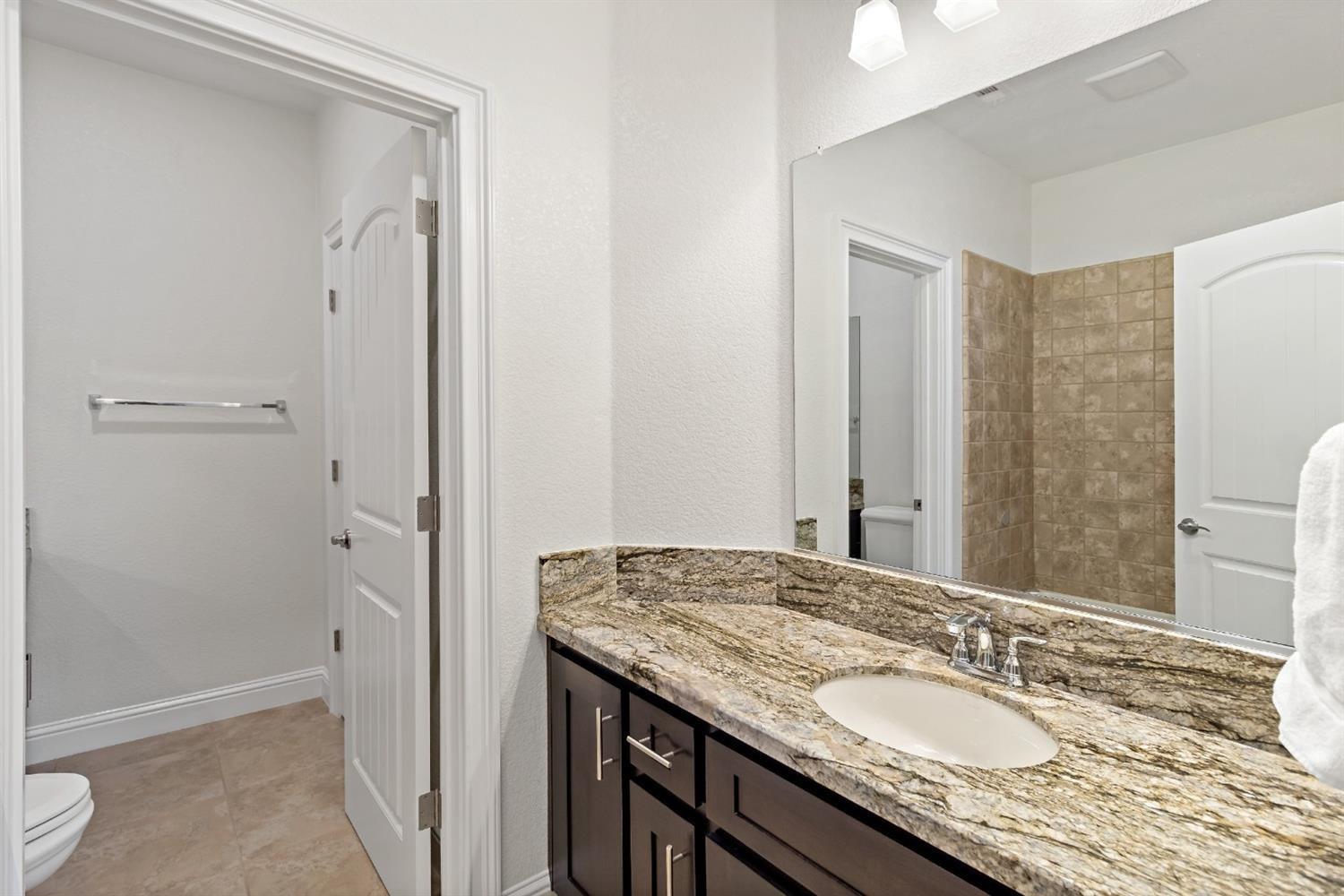 Detail Gallery Image 35 of 49 For 3064 Stonington Dr, Roseville,  CA 95747 - 5 Beds | 4/1 Baths