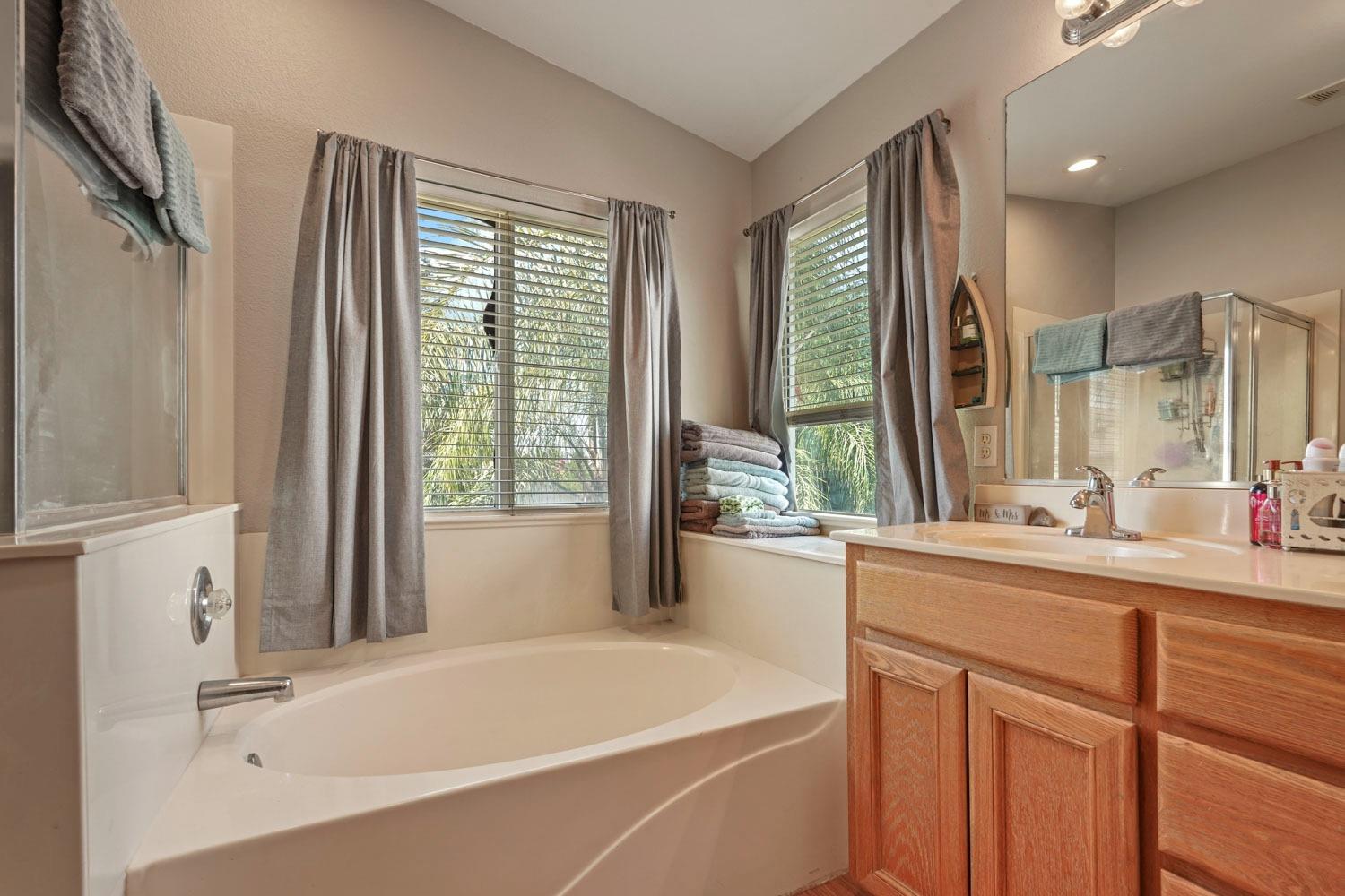 Detail Gallery Image 31 of 42 For 924 Dancer Way, Turlock,  CA 95382 - 4 Beds | 2/1 Baths