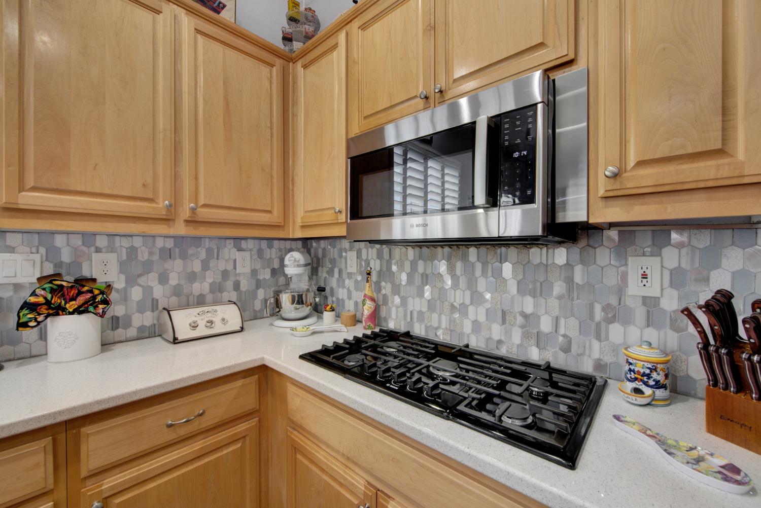 Detail Gallery Image 13 of 45 For 34800 Mallard St, Woodland,  CA 95695 - 3 Beds | 2/1 Baths