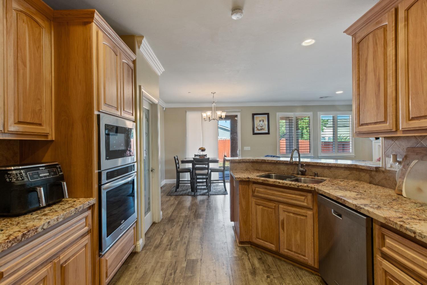 Detail Gallery Image 12 of 28 For 4010 Boulder Creek Ct, Merced,  CA 95348 - 4 Beds | 3/1 Baths