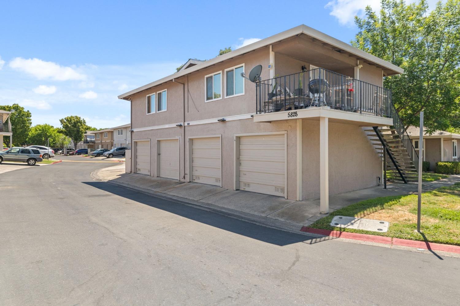 Detail Gallery Image 31 of 34 For 5828 Shadow Creek Dr #3,  Sacramento,  CA 95841 - 2 Beds | 1/1 Baths