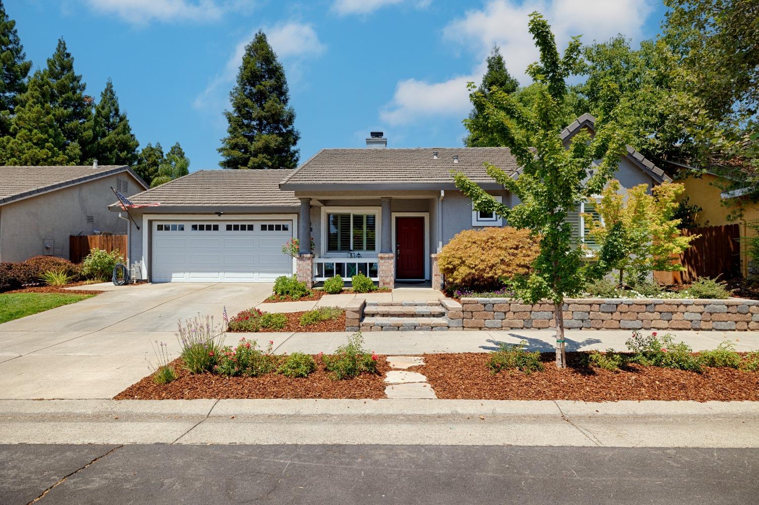 Detail Gallery Image 1 of 1 For 741 Fifteen Mile Dr, Roseville,  CA 95678 - 3 Beds | 2 Baths