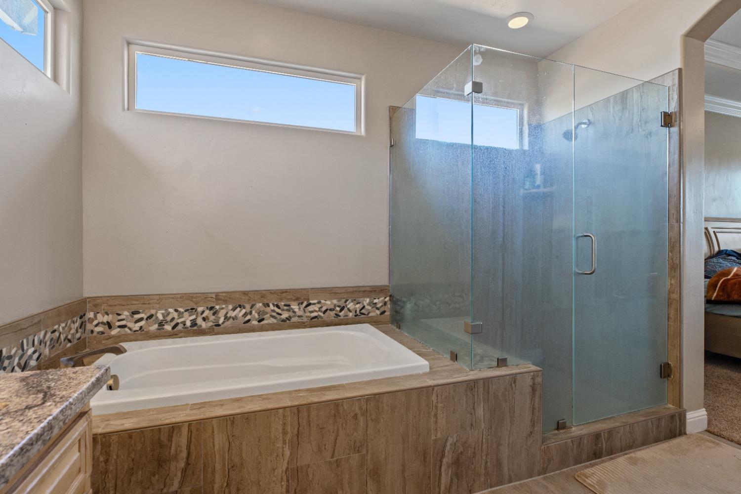 Detail Gallery Image 22 of 28 For 4010 Boulder Creek Ct, Merced,  CA 95348 - 4 Beds | 3/1 Baths