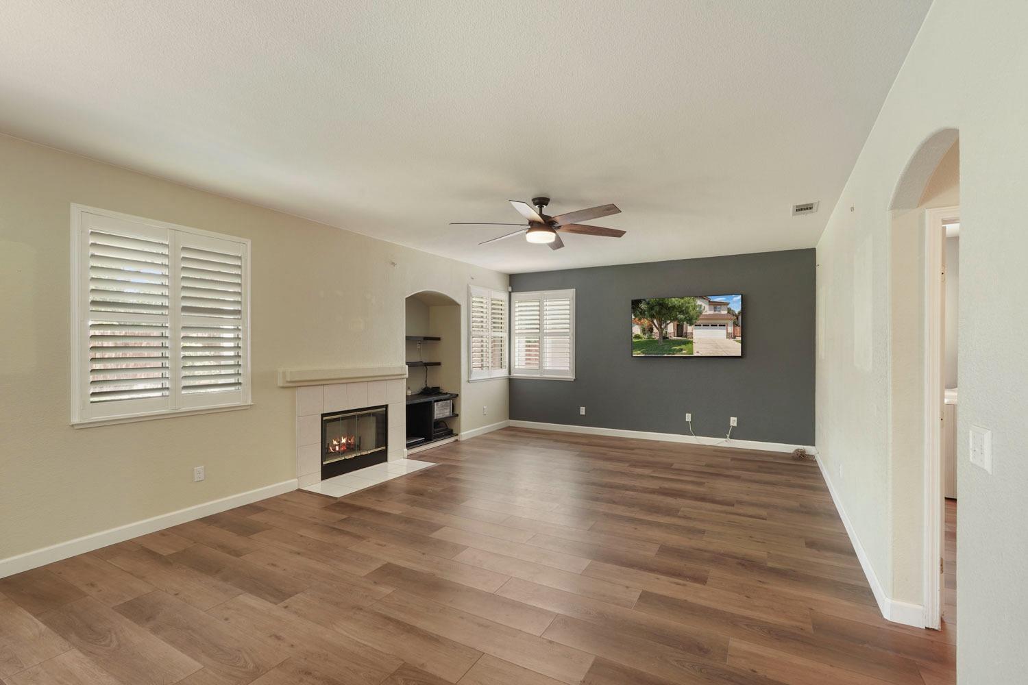 Detail Gallery Image 22 of 56 For 10724 Trevor Dr, Stockton,  CA 95209 - 3 Beds | 2/1 Baths