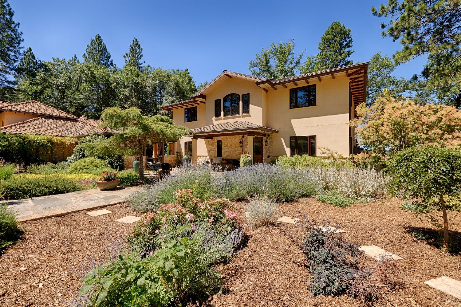 Detail Gallery Image 65 of 91 For 21347 Maidu Ridge Rd, Nevada City,  CA 95959 - 6 Beds | 5/1 Baths