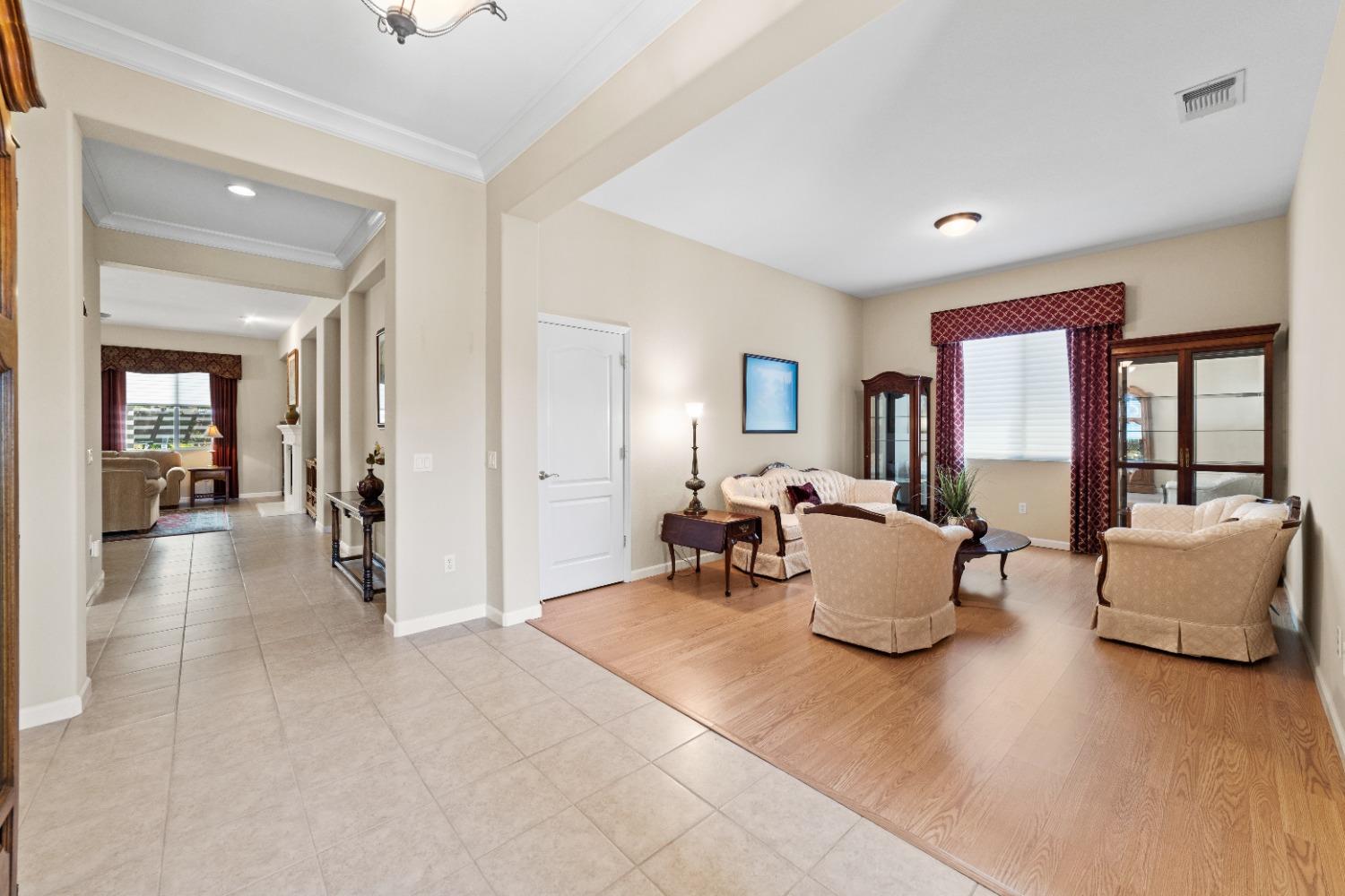 Detail Gallery Image 8 of 59 For 4567 Monte Mar Dr, El Dorado Hills,  CA 95762 - 2 Beds | 2 Baths