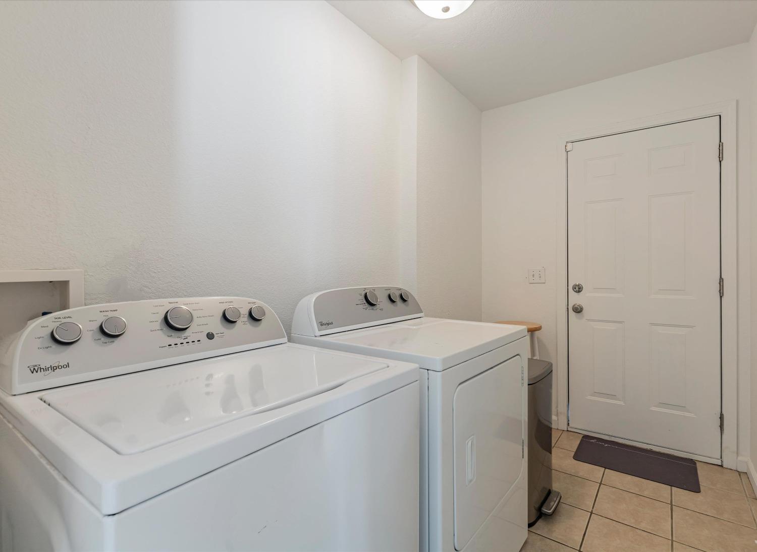 Detail Gallery Image 12 of 16 For 3100 San Rafael Ct, Sacramento,  CA 95817 - 4 Beds | 2/1 Baths