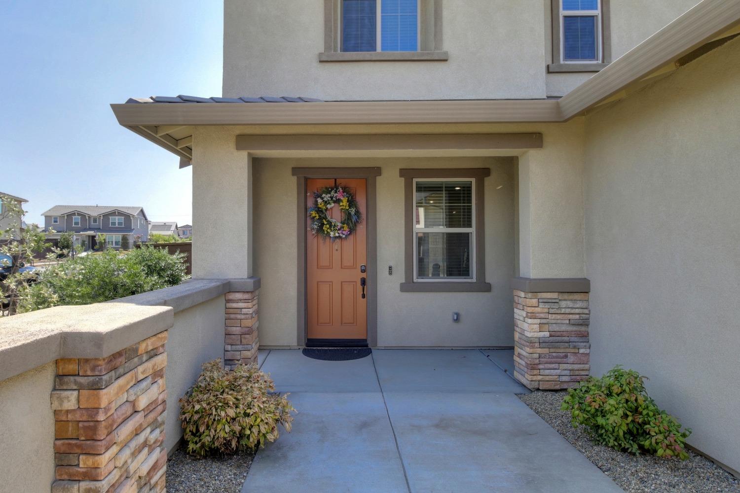 Detail Gallery Image 5 of 59 For 12618 Solsberry Way, Rancho Cordova,  CA 95742 - 4 Beds | 3/1 Baths