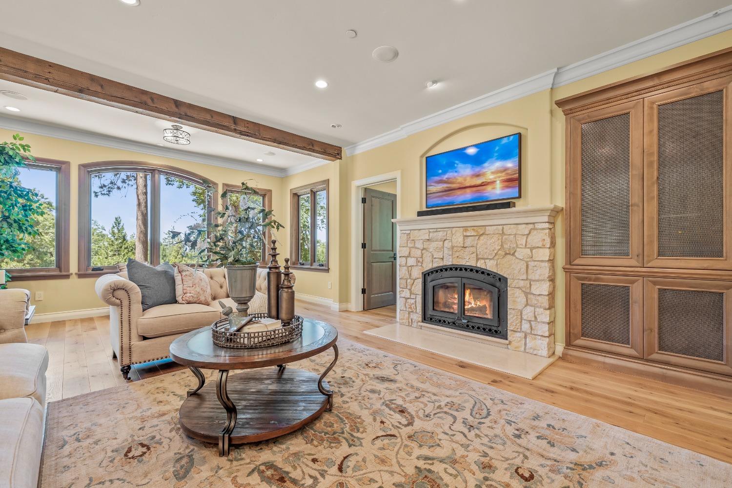 Detail Gallery Image 12 of 91 For 21347 Maidu Ridge Rd, Nevada City,  CA 95959 - 6 Beds | 5/1 Baths