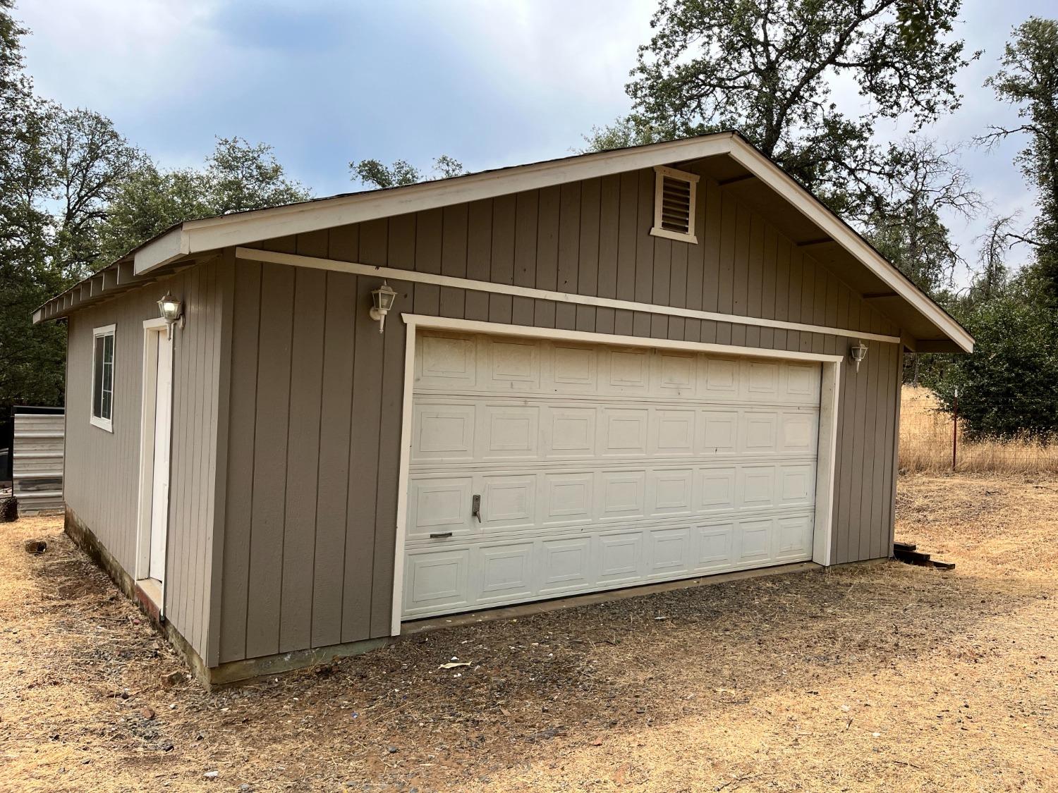 Detail Gallery Image 44 of 47 For 195 Stoney Oaks Loop, Oroville,  CA 9596 - 3 Beds | 2 Baths