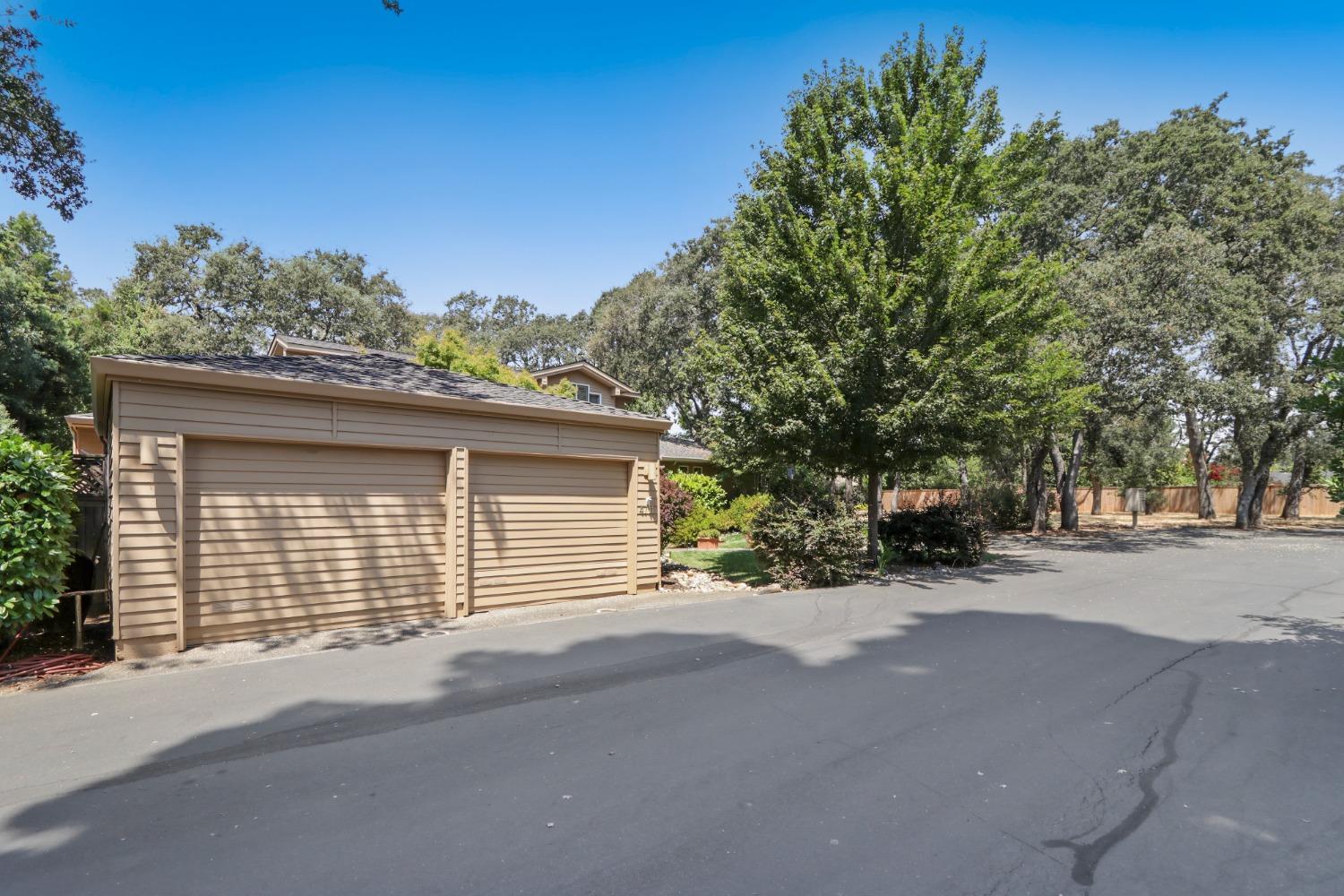 Detail Gallery Image 67 of 80 For 4711 Tree Shadow Pl, Fair Oaks,  CA 95628 - 3 Beds | 2/1 Baths