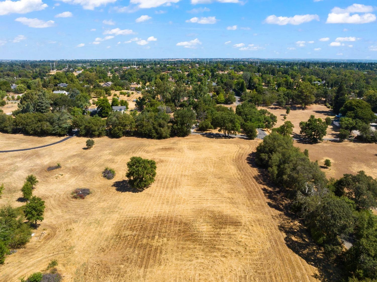 Golden Gate Avenue, Orangevale, California image 4