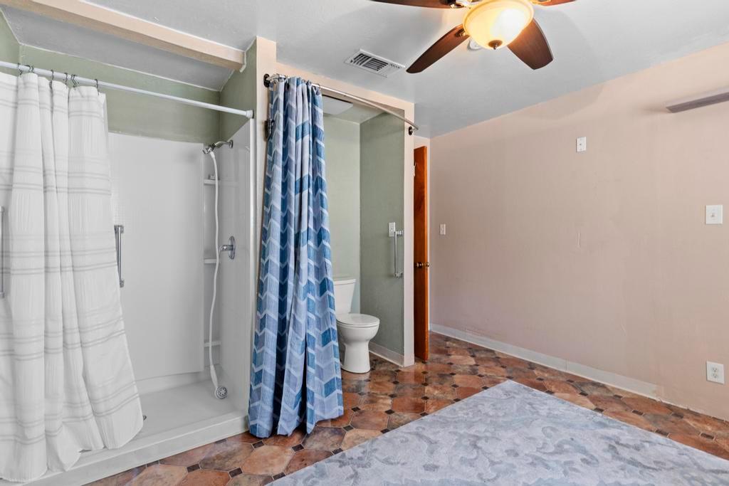 Detail Gallery Image 20 of 36 For 1772 11th Ave, Olivehurst,  CA 95961 - 4 Beds | 2/1 Baths