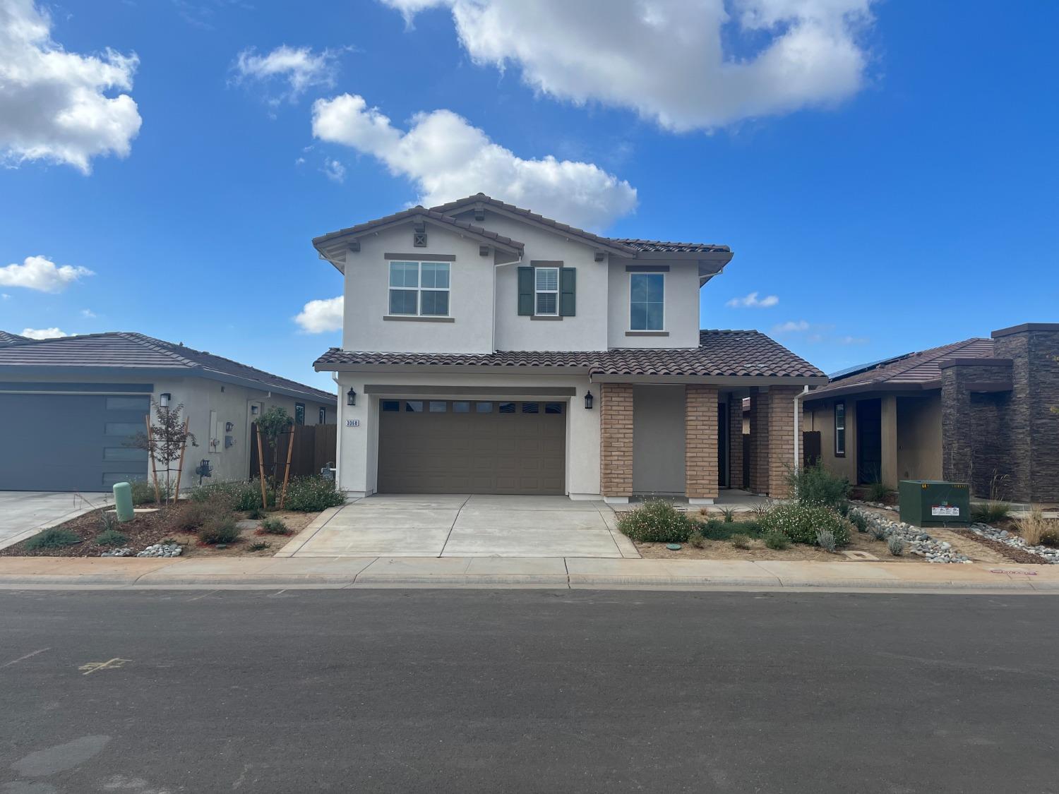 Detail Gallery Image 1 of 11 For 3068 Poas Way, Rancho Cordova,  CA 95742 - 4 Beds | 2/1 Baths