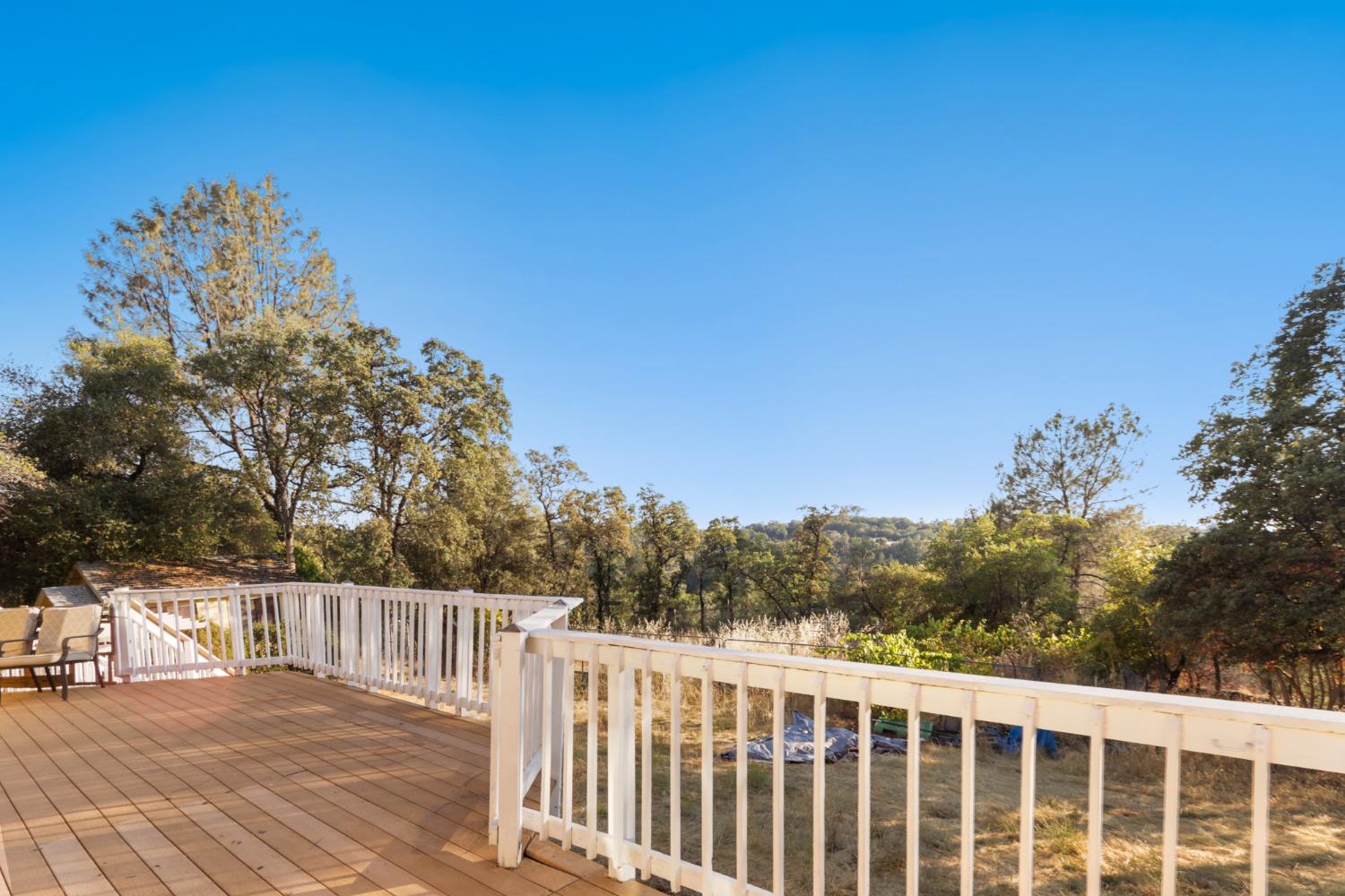Gambah Drive, Auburn, California image 32