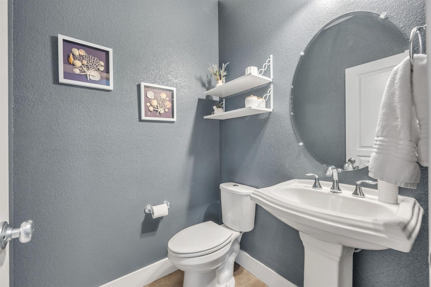 Detail Gallery Image 24 of 50 For 107 Monaco Ct, Lincoln,  CA 95648 - 4 Beds | 2/1 Baths