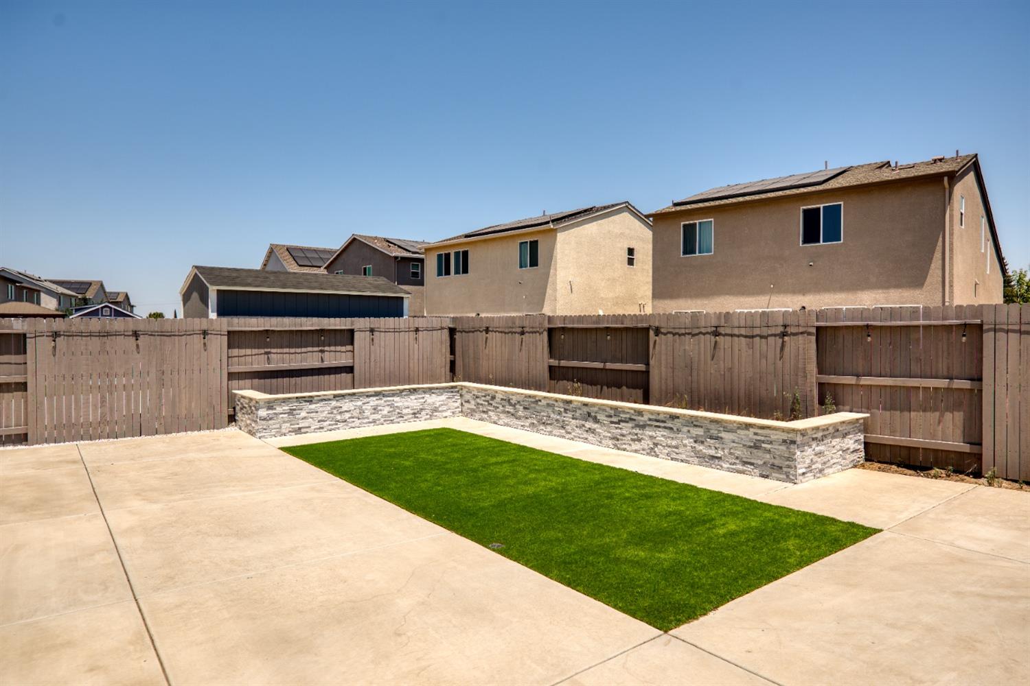 Detail Gallery Image 43 of 48 For 1410 Dorona Ln, Manteca,  CA 95336 - 4 Beds | 2/1 Baths