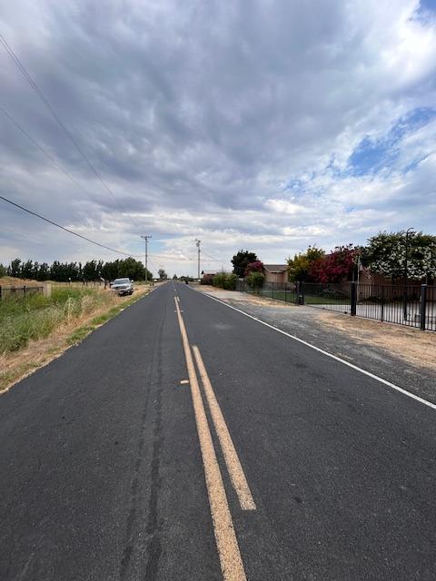 Edwards Avenue, Escalon, California image 31