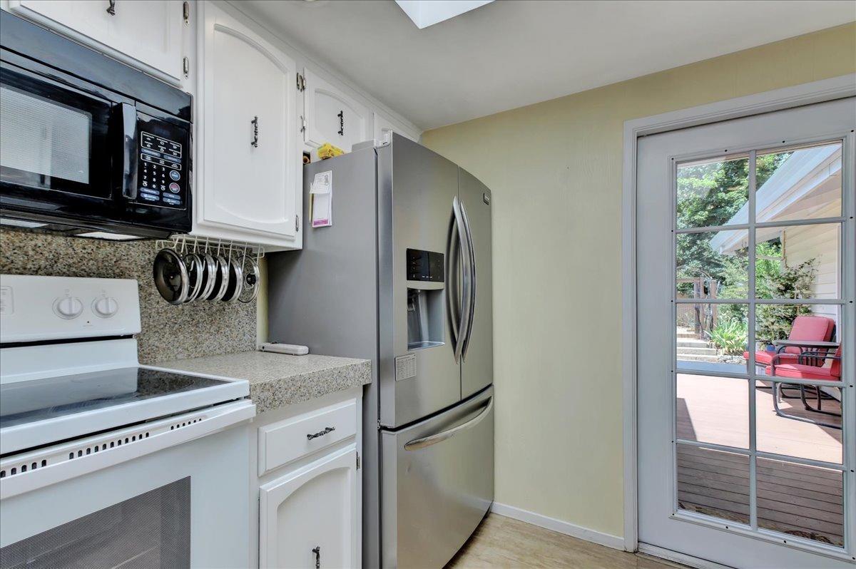 10937 Canyon View Dr., Grass Valley, California image 5