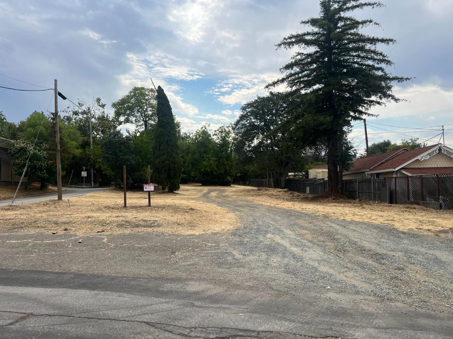 Lincoln Way, Auburn, California image 4
