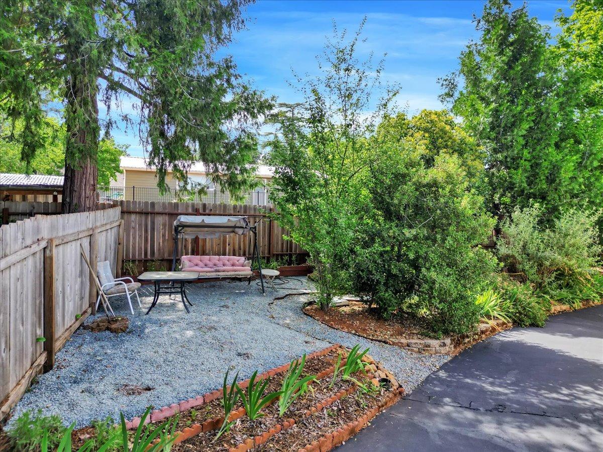 10937 Canyon View Dr., Grass Valley, California image 36