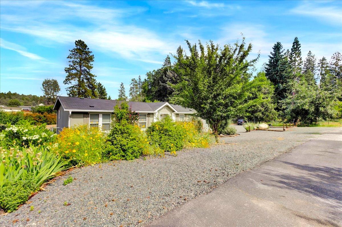 10937 Canyon View Dr., Grass Valley, California image 2