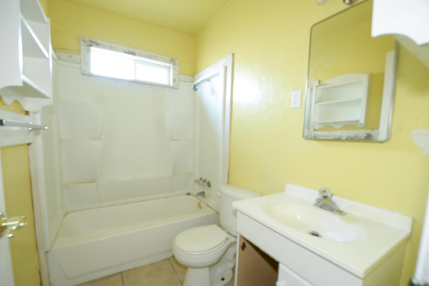 Detail Gallery Image 21 of 26 For 173 N Santa Rita St, Los Banos,  CA 93635 - – Beds | – Baths