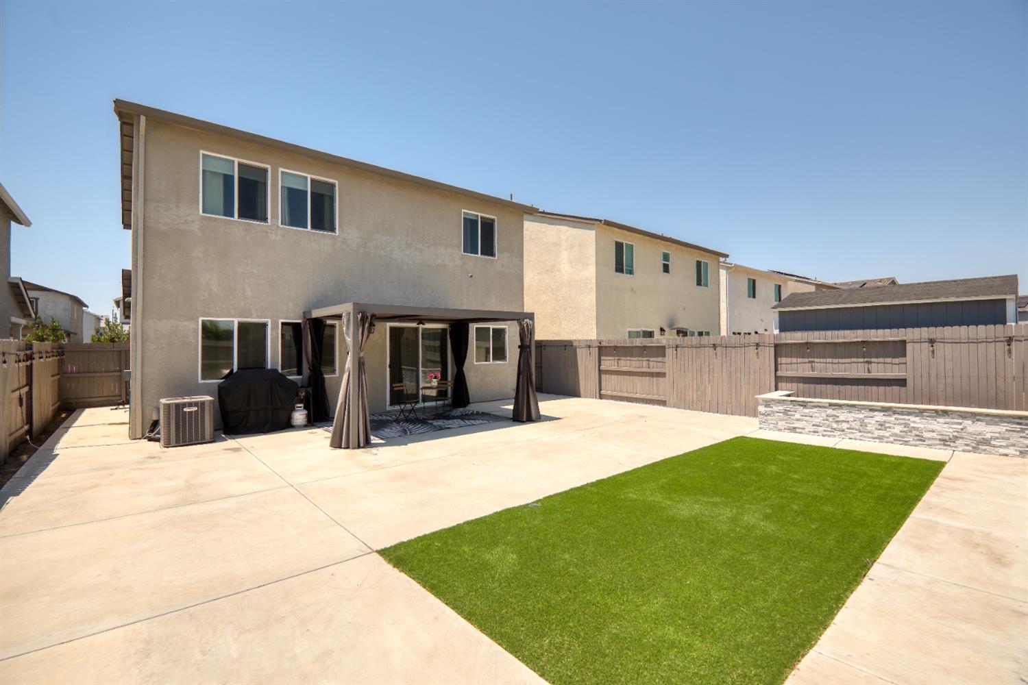 Detail Gallery Image 41 of 48 For 1410 Dorona Ln, Manteca,  CA 95336 - 4 Beds | 2/1 Baths