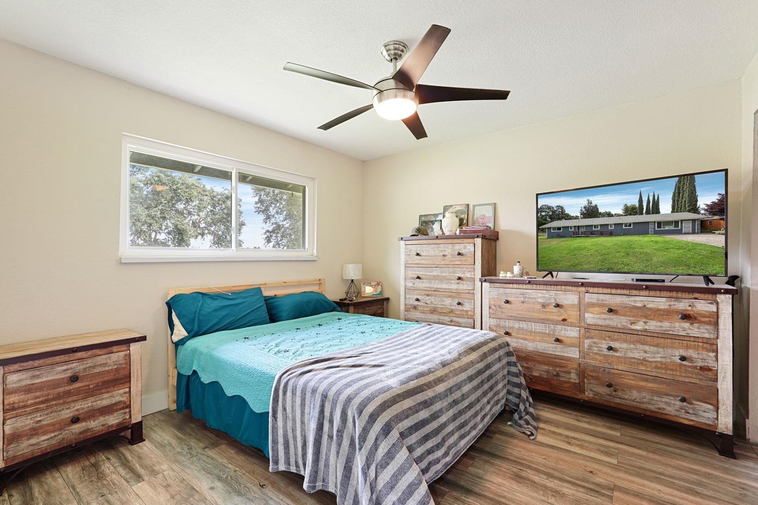 Detail Gallery Image 10 of 81 For 10865 Wilton Rd, Elk Grove,  CA 95624 - 2 Beds | 2 Baths