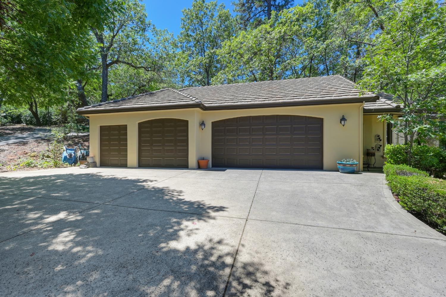 Detail Gallery Image 60 of 66 For 3169 Chasen Dr, Cameron Park,  CA 95682 - 5 Beds | 5 Baths