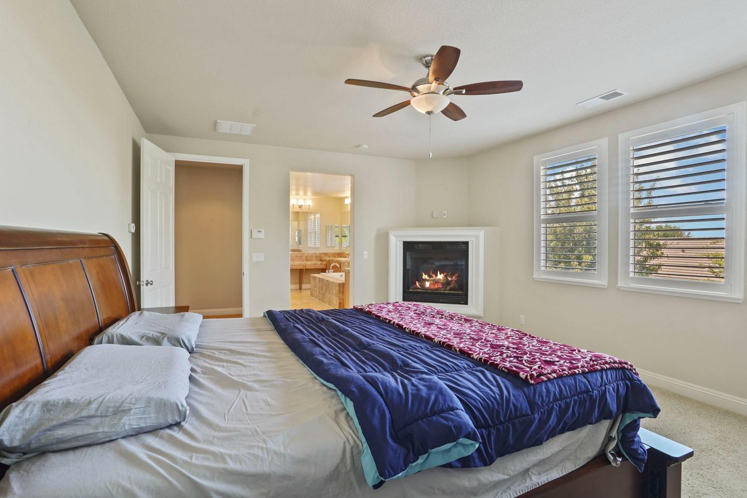 Detail Gallery Image 41 of 72 For 925 Farm House Ct, Rocklin,  CA 95765 - 5 Beds | 4/1 Baths