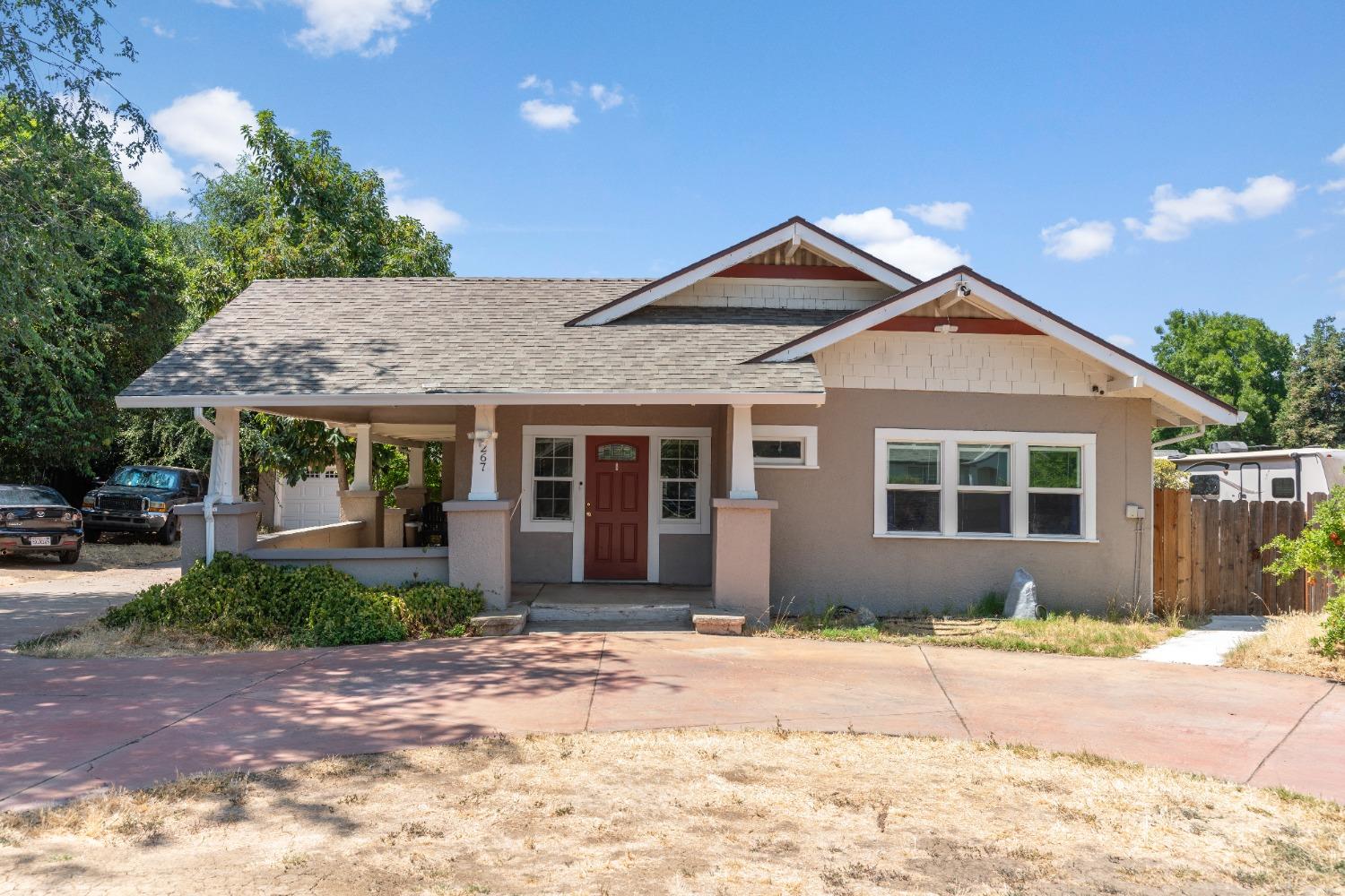 Detail Gallery Image 1 of 1 For 267 E Las Palmas Ave, Patterson,  CA 95363 - 4 Beds | 2/1 Baths