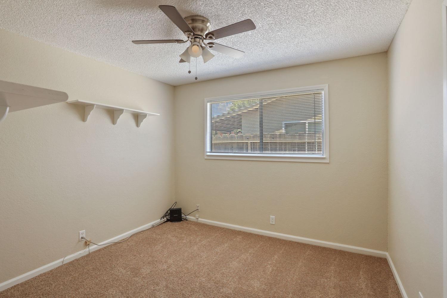 Detail Gallery Image 12 of 37 For 733 Sonora Ave, Manteca,  CA 95337 - 3 Beds | 2 Baths